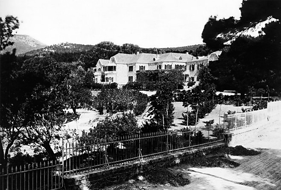 Τατόι: «Ανθίζουν» και πάλι οι κήποι του