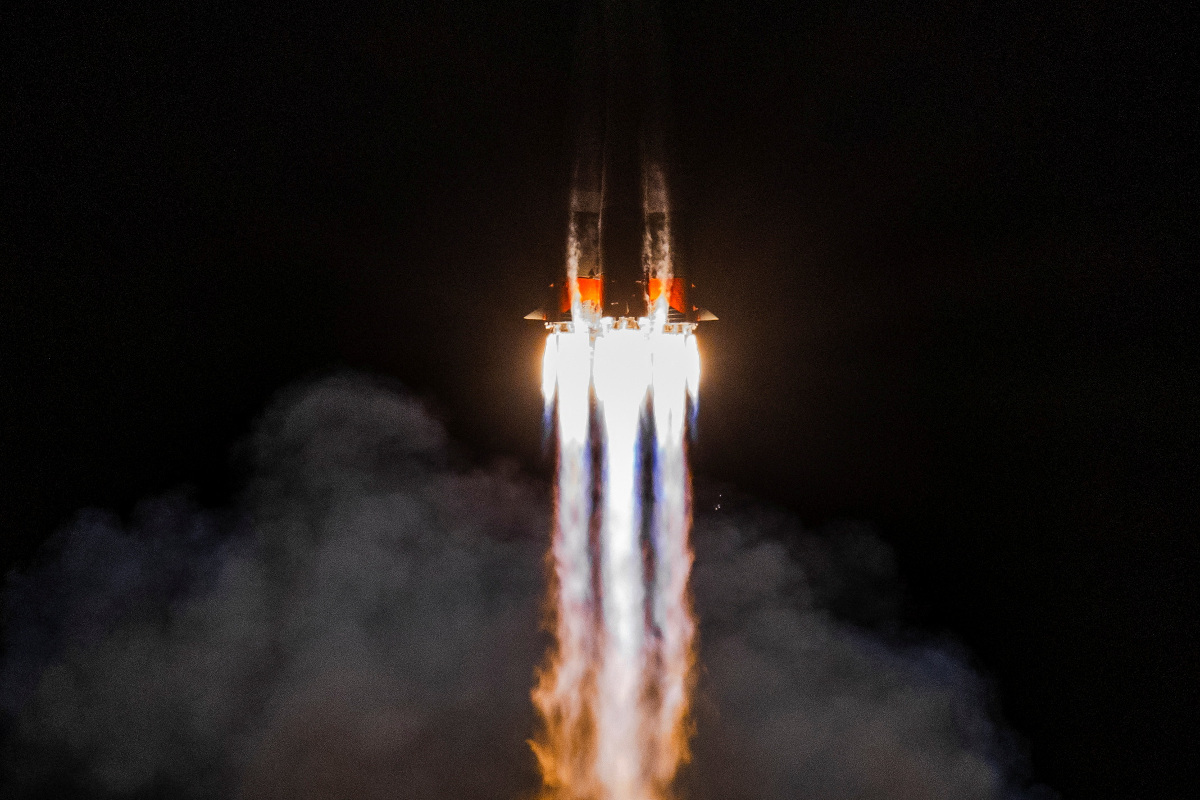 Σογιούζ Εκτοξεύτηκε ο Σογιούζ που μεταφέρει δύο Ρώσους και μια Αμερικανίδα