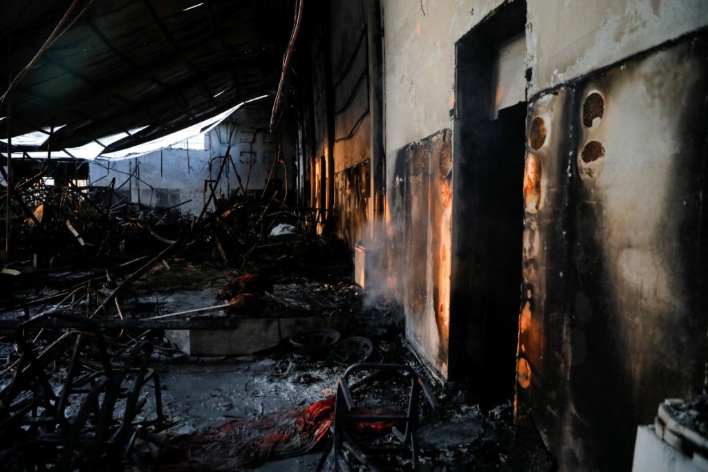 Ιράκ: Τουλάχιστον 100 νεκροί και 150 τραυματίες από φωτιά σε γαμήλια δεξίωση