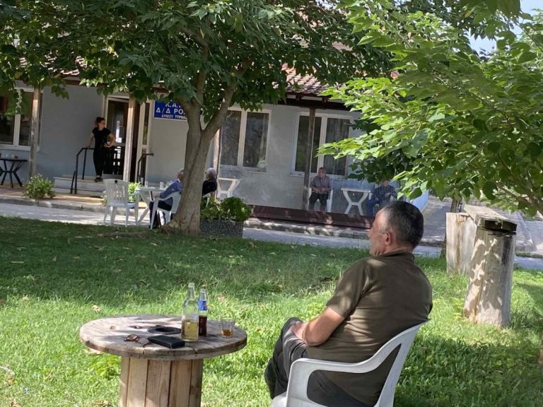 Λίμνη Κάρλα: Ποιος είναι ο 43χρονος ο ψαράς που αγνοείται – Στιγμές αγωνιάς για την μητέρα του [Εικόνες]