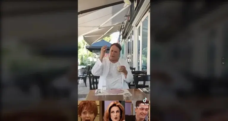 Ο Χάρης Ρώμας κάνει τον… Κατακουζηνό σε σποτάκι για τις αυτοδιοικητικές εκλογές