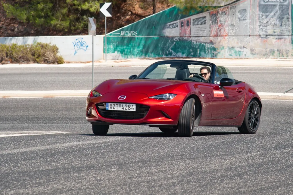 Δοκιμή Mazda MX-5 Homura: Σαν το παλιό καλό κρασί!