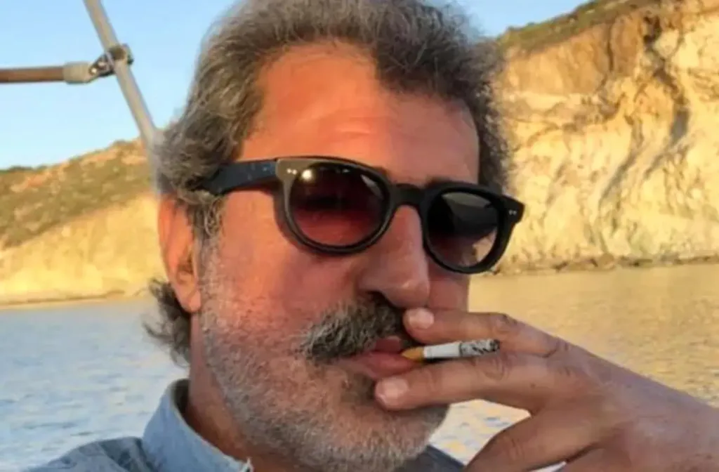 O Πολάκης «τρολάρει» τον Άδωνι με …περίστροφο: «Έχω πέσει στο πάτωμα από τα γέλια» [Βίντεο]