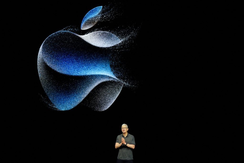 Apple: Παρουσιάστηκε το iphone 15 – Τα χαρακτηριστικά του νέου smartphone, πόσο θα στοιχίζει [βίντεο