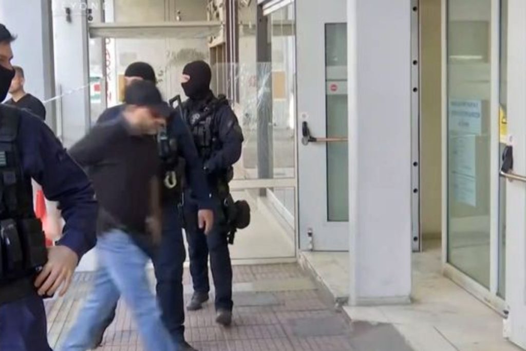 Blue Horizon: Προφυλακίστηκαν ο πλοίαρχος και ο ύπαρχος του πλοίου – Τι κατέθεσαν στον ανακριτή [βίν