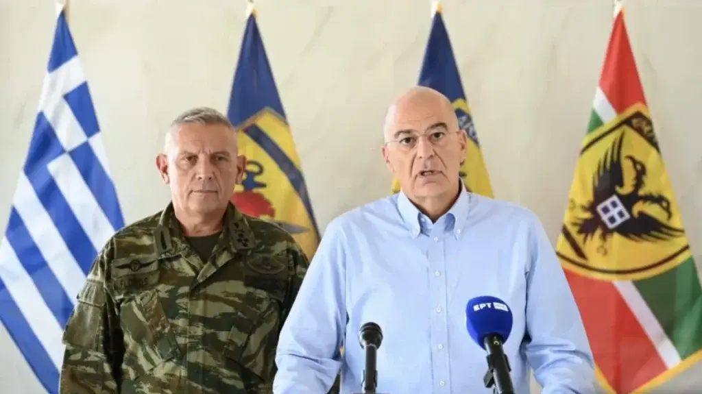 Ασπίδα προστασίας Δένδια σε Φλώρο: Σωτήρια η βοήθεια των Ενόπλων Δυνάμεων – Δεκτή η κριτική, α