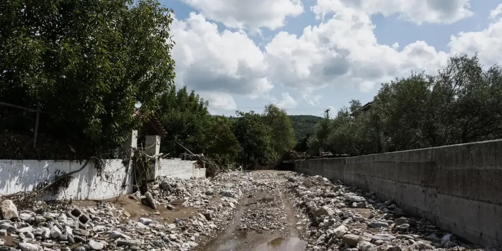 Κακοκαιρία Daniel: Παρελθόν το οδικό δίκτυο στο Πήλιο – Έσπασαν δρόμοι, αποκλεισμένα παραμένουν χωριά