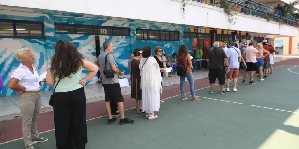 Εκλογές ΣΥΡΙΖΑ: Παράταση μίας ώρας στη ψηφοφορία – Πότε αναμένονται τα αποτελέσματα