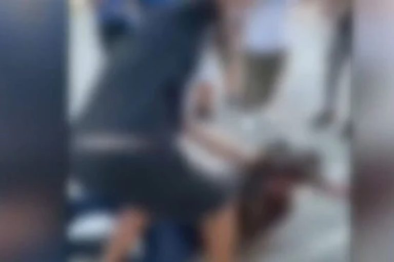 Ασύλληπτες καταστάσεις στο Ρέθυμνο: Βίντεο από ξυλοδαρμό 13χρονου μαθητή μέσα σε σχολείο – «Ούρλιαζαν “σκότωσέ τον”»