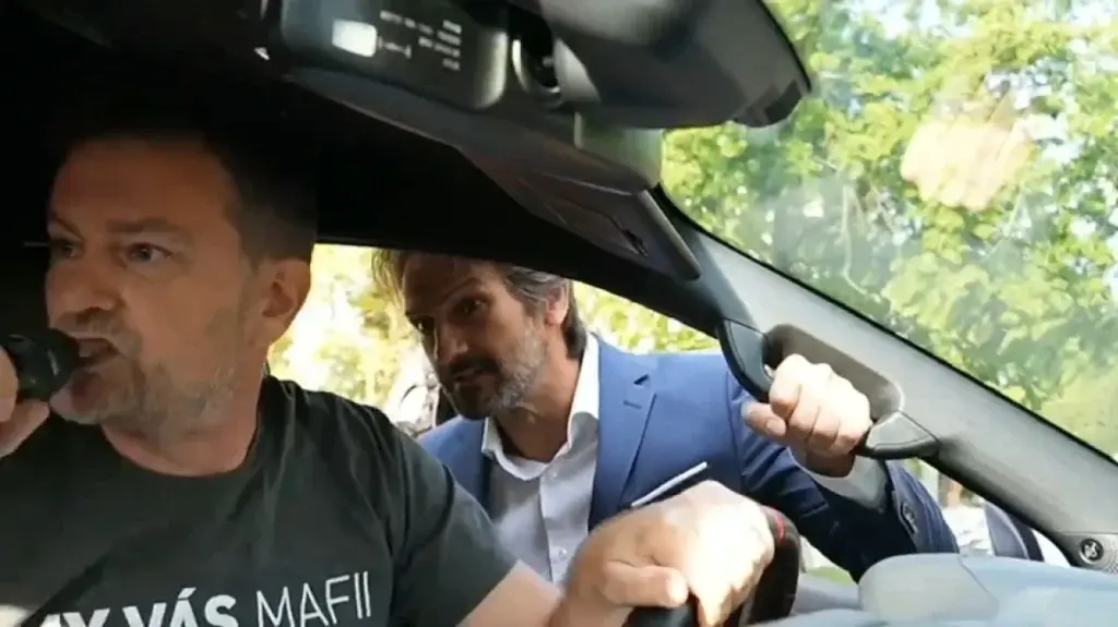 Σλοβακία: Στα χέρια ήρθαν ο πρώην πρωθυπουργός με πρώην υπουργό – Δείτε βίντεο