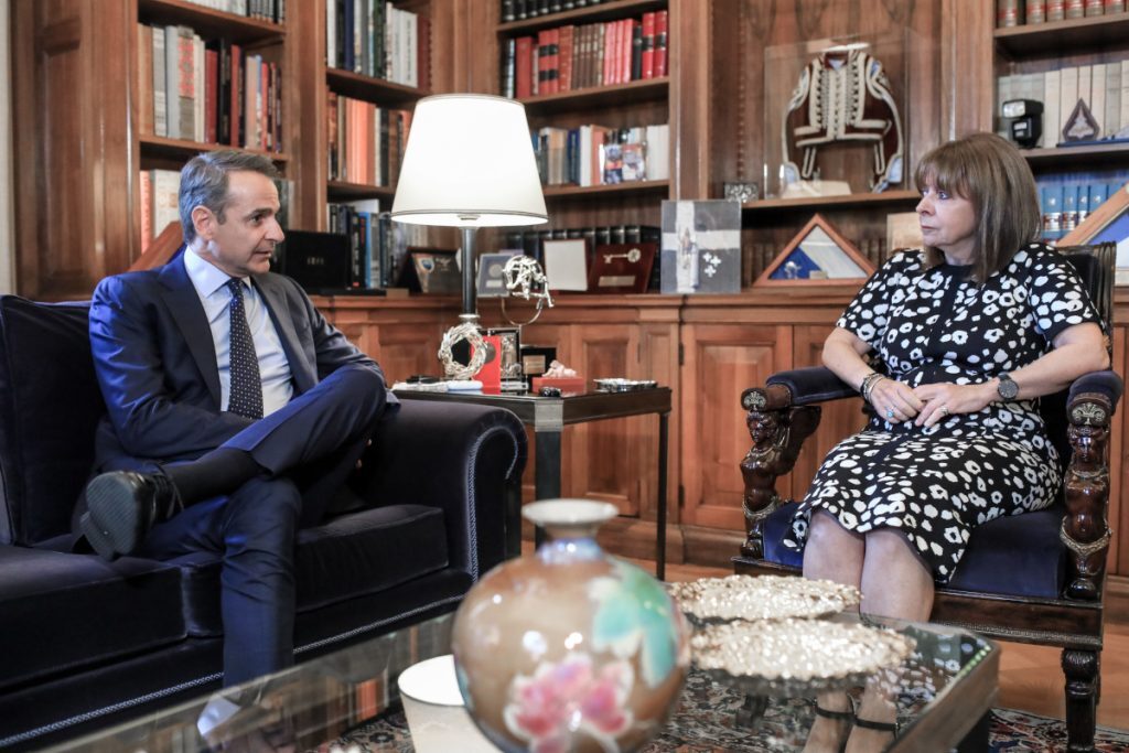 Μητσοτάκης για κακοκαιρία: Οι πολίτες να υπακούουν στις οδηγίες της Πολιτικής Προστασίας