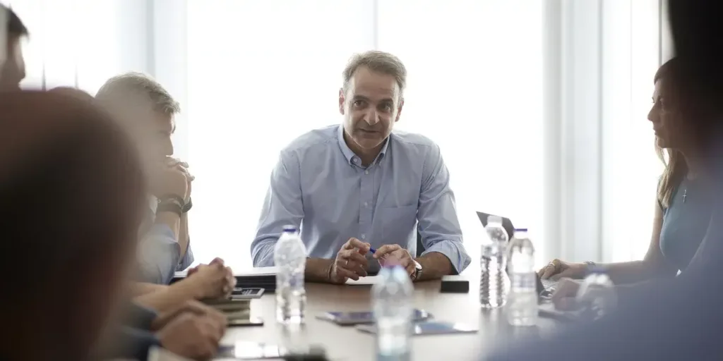 Κυριάκος Μητσοτάκης από τη Λάρισα: Θα είμαστε δίπλα στους πληγέντες – Ανοίγει η πλατφόρμα πρώτ