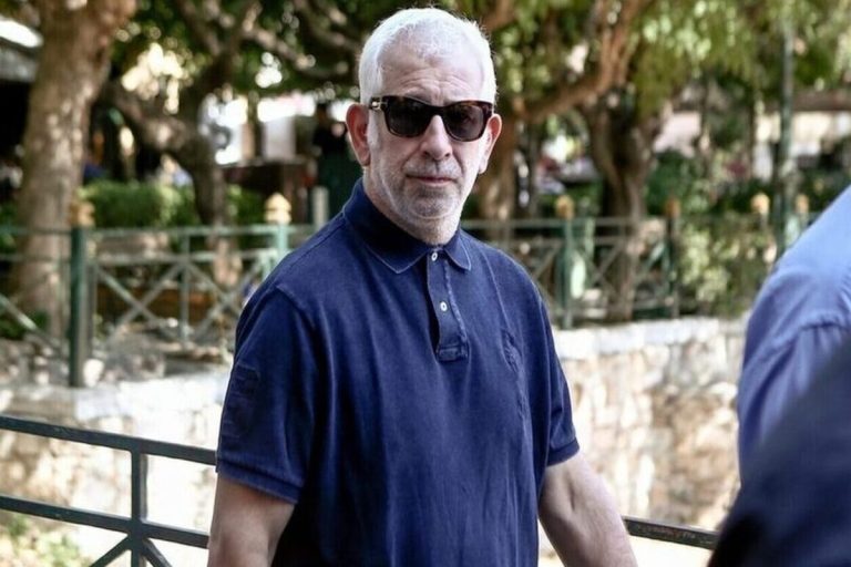 Πέτρος Φιλιππίδης και Σπύρος Μπιμπίλας: Ένταση στην αίθουσα του δικαστηρίου – «Είσαι καραγκιόζης…»