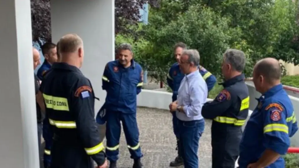 Κακοκαιρία Daniel: Σταϊκούρας και Ταχιάος στις πληγείσες περιοχές