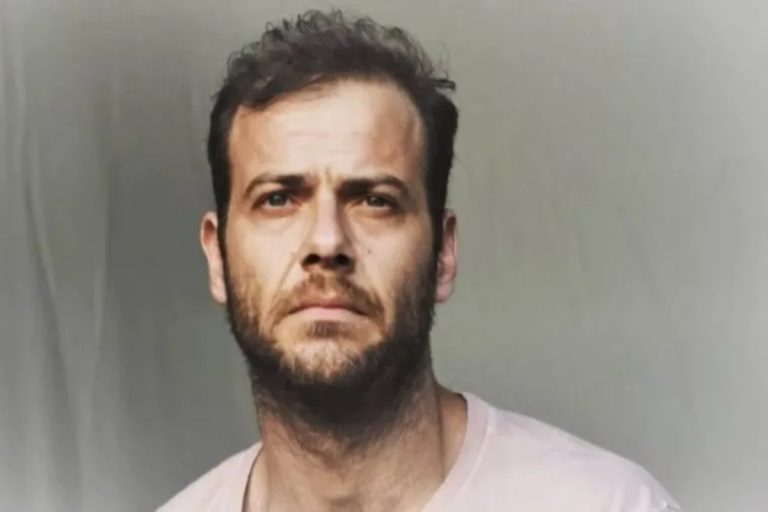 Ορέστης Τζιόβας