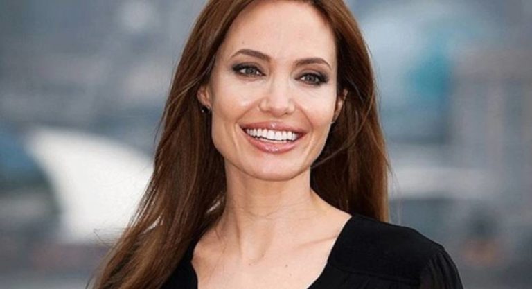 Αντζελίνα Τζολί