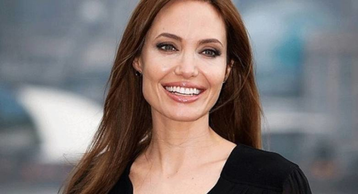 Αντζελίνα Τζολί