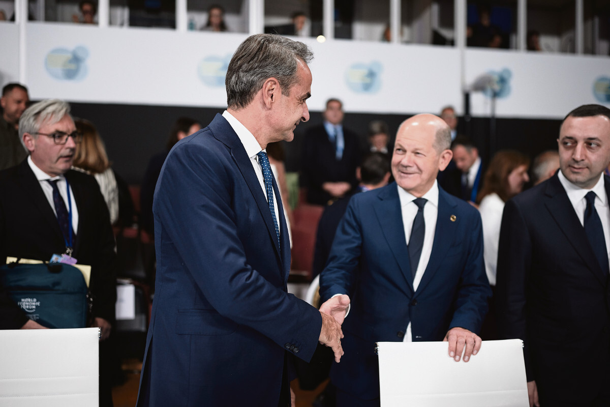 Ο Πρωθυπουργός Κυριάκος Μητσοτάκης στη Γρανάδα, στην 3η Σύνοδο της Ευρωπαϊκής Πολιτικής