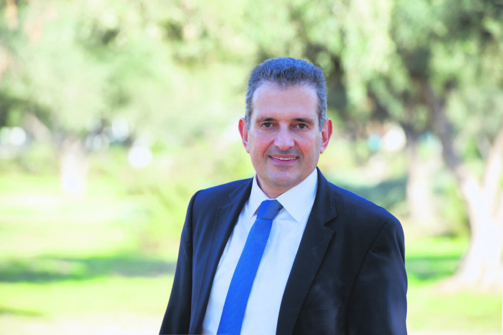 Δημήτρης Κάρναβος (υπ. δήμαρχος Καλλιθέας): «Τρέχουμε» το μεγαλύτερο πρόγραμμα έργων