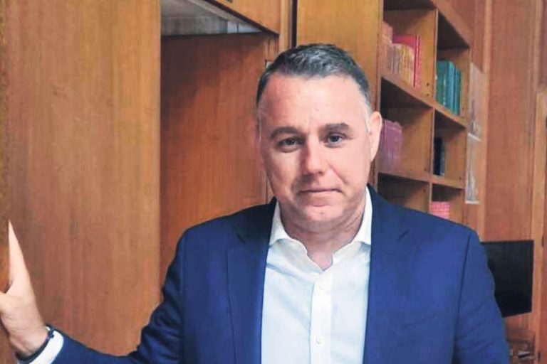 Χαράλαμπος Παπακωστόπουλος (υπ. Δημοτικός σύμβουλος Παλαιού Φαλήρου): Με όραμα την αναβάθμιση της πό