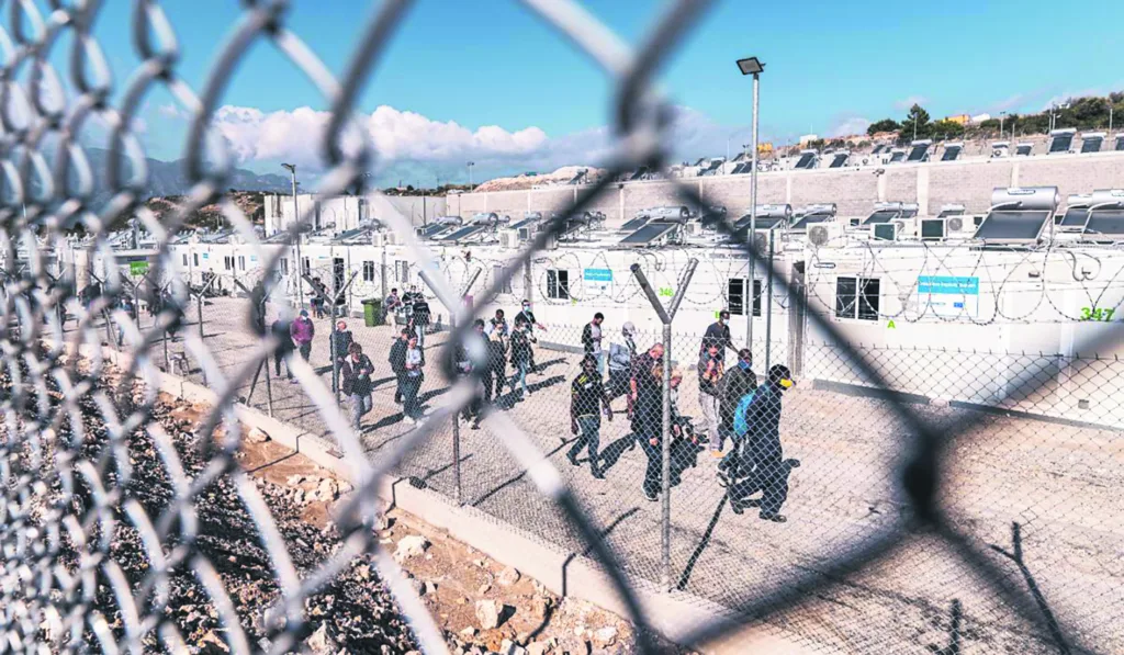ΑΠΟΚΛΕΙΣΤΙΚΟ Μεταναστευτικό: Γέμισαν οι δομές, μειώθηκαν οι ροές – Στο «κόκκινο» Χίος, Λέρος,