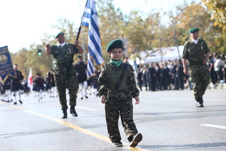 28η Οκτωβρίου: Live η στρατιωτική παρέλαση της Θεσσαλονίκης [βίντεο]