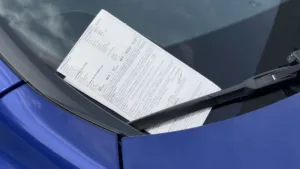 Η παράβαση που έχουμε κάνει όλοι και τρώμε κλήση – Λίγοι την γνωρίζουν