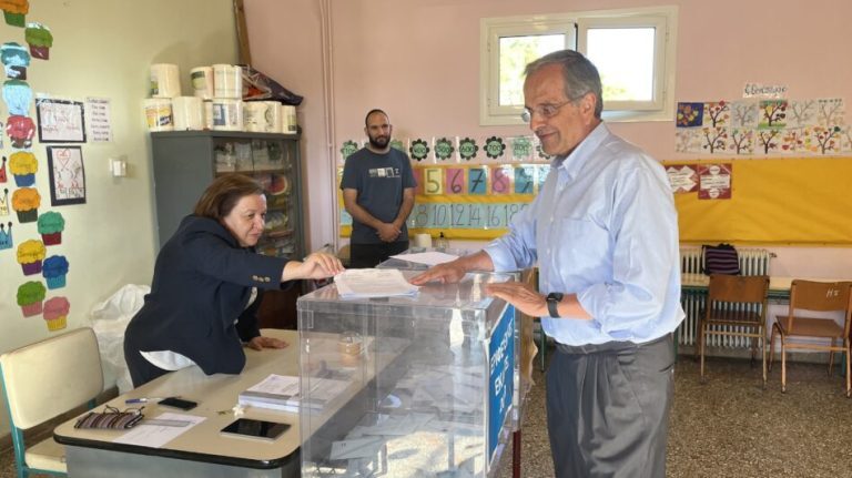 Ψήφισε ο Αντώνης Σαμαράς: Σήμερα η Πελοπόννησος σφραγίζει την επιλογή Πτωχού