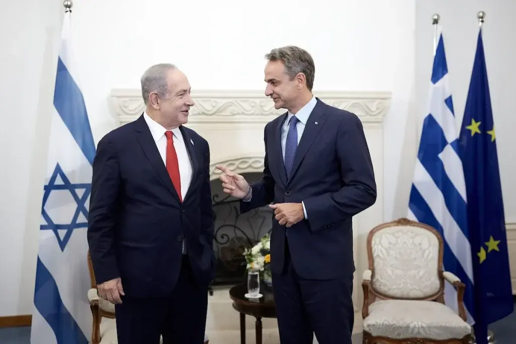 Πόλεμος στο Ισραήλ: Ο Μητσοτάκης έστειλε μήνυμα στήριξης στον Νετανιάχου – «Να προστατευτούν ο