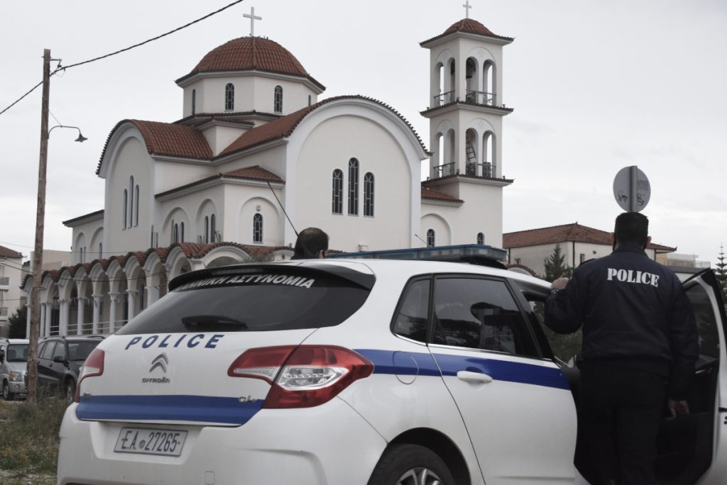 Τέσσερις ανήλικοι διέρρηξαν εκκλησία στην Εύβοια