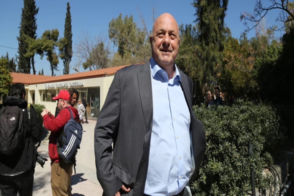 Ψήφισε ο Αχιλλέας Μπέος: «Να έχουμε υγεία και δύναμη, οι πολίτες θα λάβουν την απόφαση»