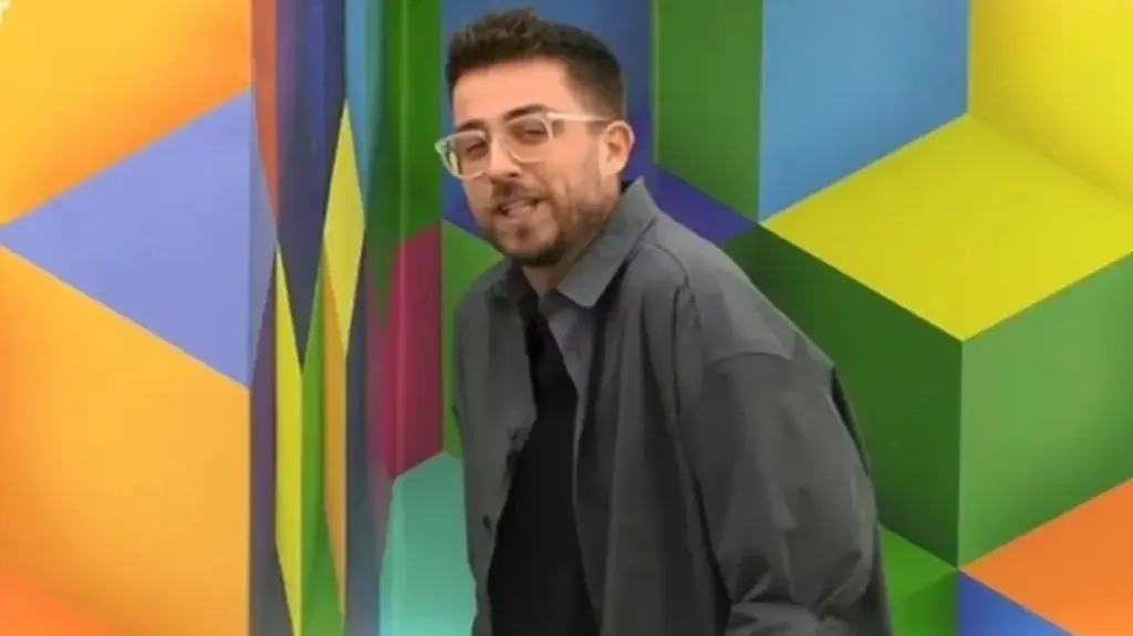 Fame Story: Ο κακός χαμός με τον fipster και τα σχόλια του [βίντεο]