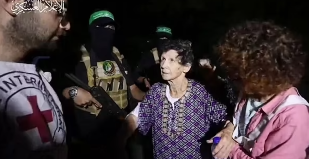 «Κόβουν την ανάσα» οι περιγραφές της 85χρονης που απελευθερώθηκε από τη Χαμάς