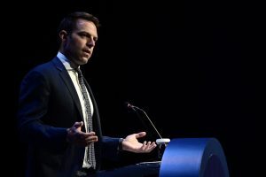 ΣΥΡΙΖΑ ώρα μηδέν: «Στα χαρακώματα» Κασσελάκης και Ομπρέλα - «Γελάει καλύτερα ο τελευταίος»