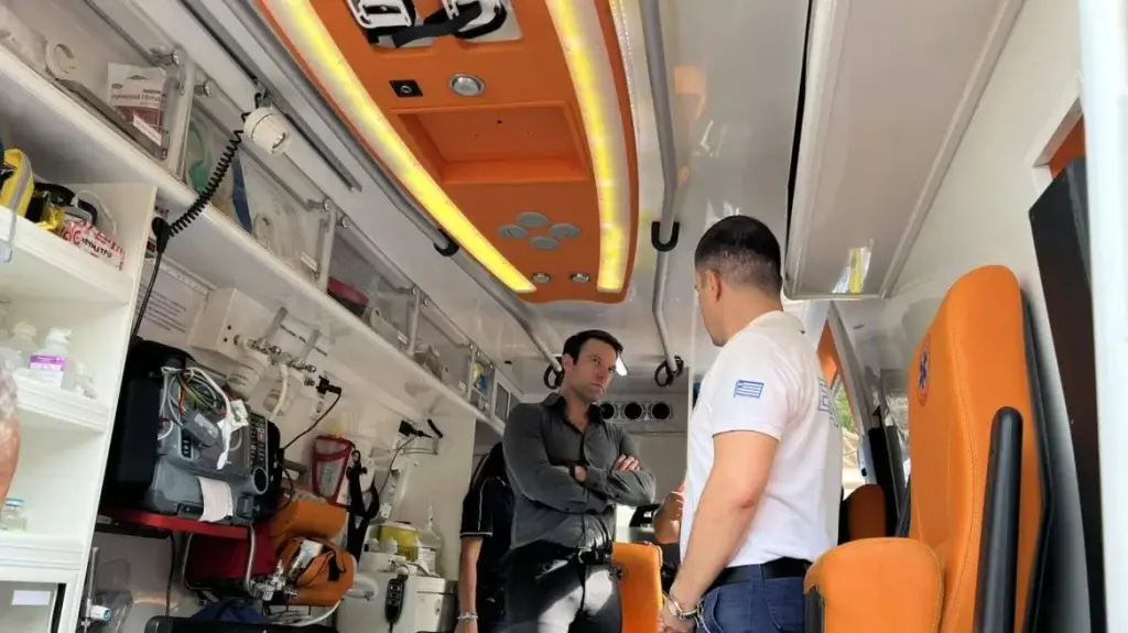 Κασσελάκης από ΕΚΑΒ Θεσσαλονίκης: Ξέρω το πόσο εξαντλητικό είναι το επάγγελμα γιατί ο Τάιλερ ήταν δι
