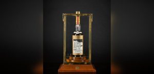 Σε δημοπρασία το πιο ακριβό μπουκάλι ουίσκι στον κόσμο