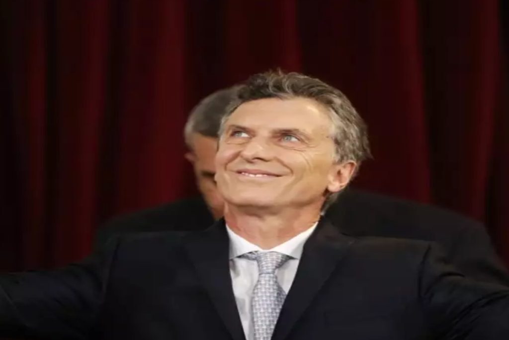 Αργεντινή: Ο πρώην πρόεδρος Μαουρίτσιο Μάκρι τάσσεται υπέρ του Χαβιέρ Μιλέι ενόψει β΄ γύρου των εκλο