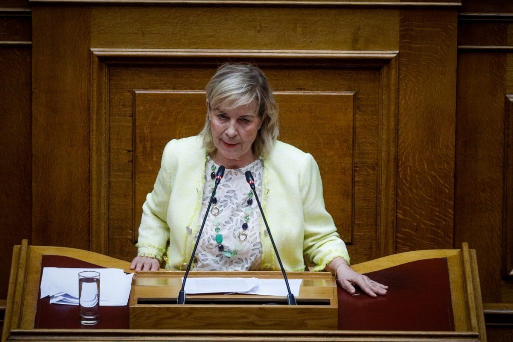 Πλεύση Ελευθερίας: Αποχωρεί η Αρετή Παπαϊωάννου από το κόμμα – Μητέρα του Χουρδάκη