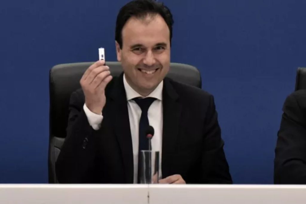 Παπαστεργίου: Η τεχνητή νοημοσύνη μπαίνει στο Δημόσιο – Έκλεισε ο διαγωνισμός για το πρόγραμμα