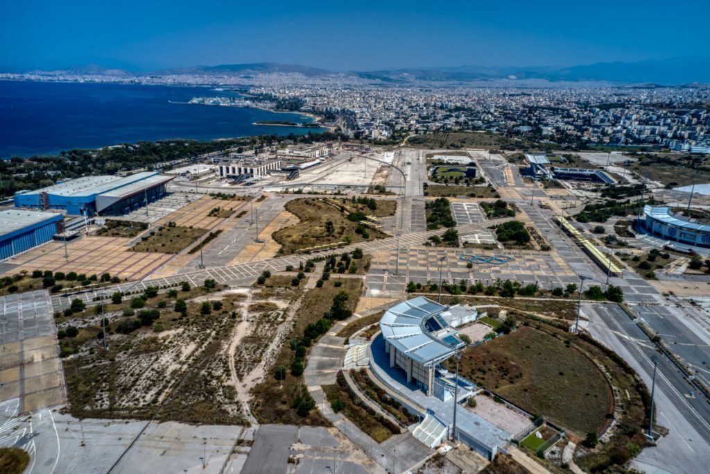 Γλυφάδα: Κλειστή σήμερα η Ποσειδώνος και εκκένωση 4 πολυκατοικιών για εξουδετέρωση βόμβας του Β’ Παγ