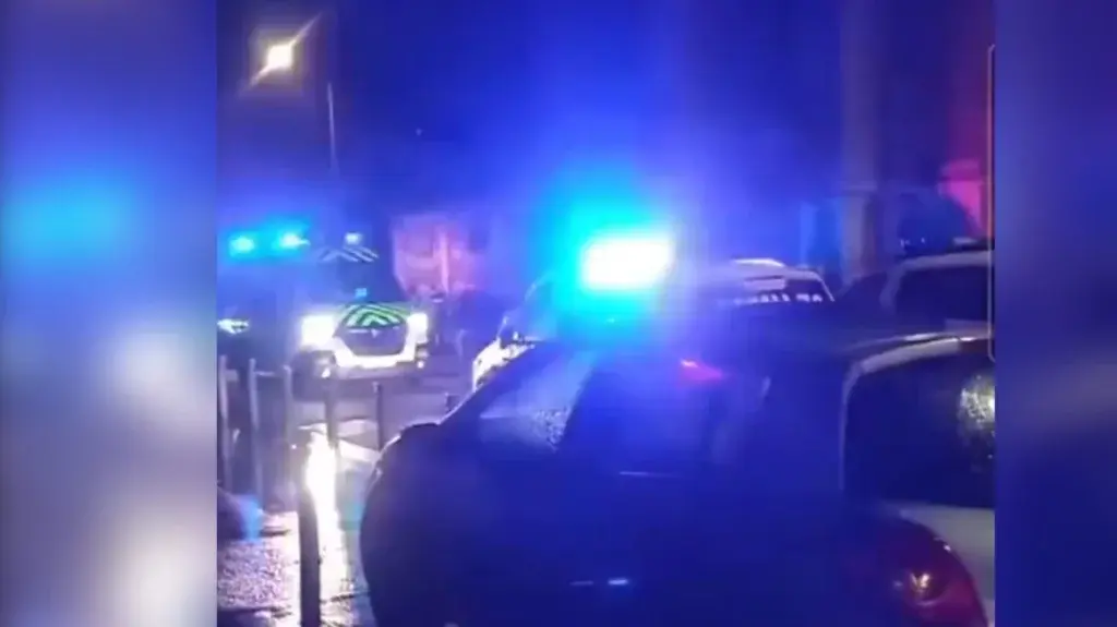 Γαλλία: Επίθεση με μαχαίρι σε εμπορικό κέντρο – Αναφορές για τραυματίες και νεκρό [βίντεο]