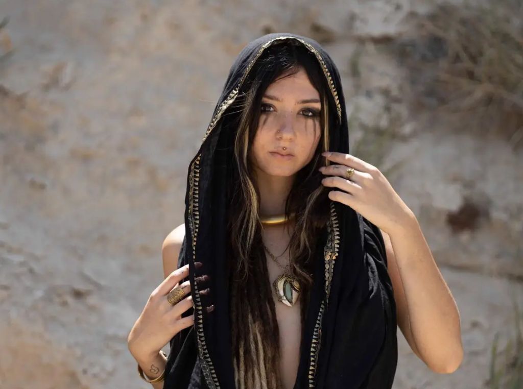 Δεν έχει τέλος ο εφιάλτης για την οικογένεια της Σάνι Λουκ, της 22χρονης Γερμανίδας που ήταν αιχμάλωτη των μαχητών της Χαμάς και σήμερα έγινε γνωστό ότι είναι νεκρή.