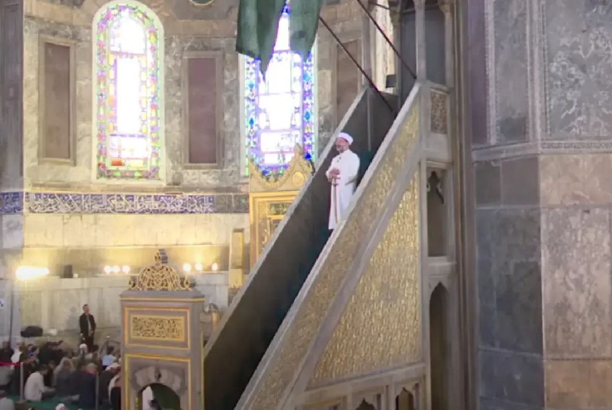 Προκαλεί η Τουρκία: Μήνυμα «εκφοβισμού» στο Ισραήλ με σπαθί μέσα από την Αγία Σοφία