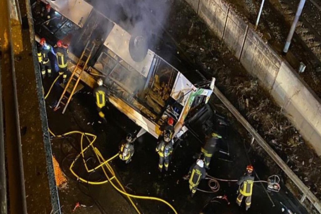Βενετία: Ποινικές διώξεις σε τρεις υπόπτους για το δυστύχημα με το λεωφορείο