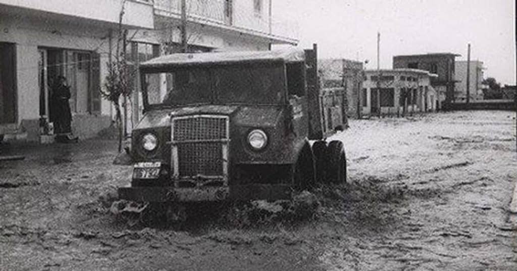 Σαν σήμερα η φονική «πλημμύρα του Αγίου Φιλίππου» που …έπνιξε την Αττική