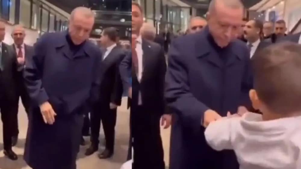 Ο Ερντογάν μοίραζε λεφτά σε παιδιά στη Γερμανία: Έδωσε το μεγαλύτερο τουρκικό χαρτονόμισμα – «Ήρθε ο παππούς Ταγίπ»