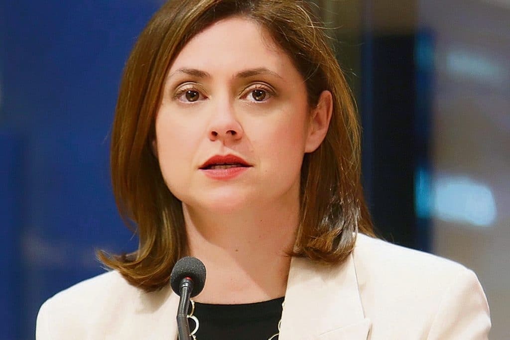 Ζέφη Δημαδάμα: Εχουμε ακόμη δρόμο στο ζήτημα της έμφυλης βίας