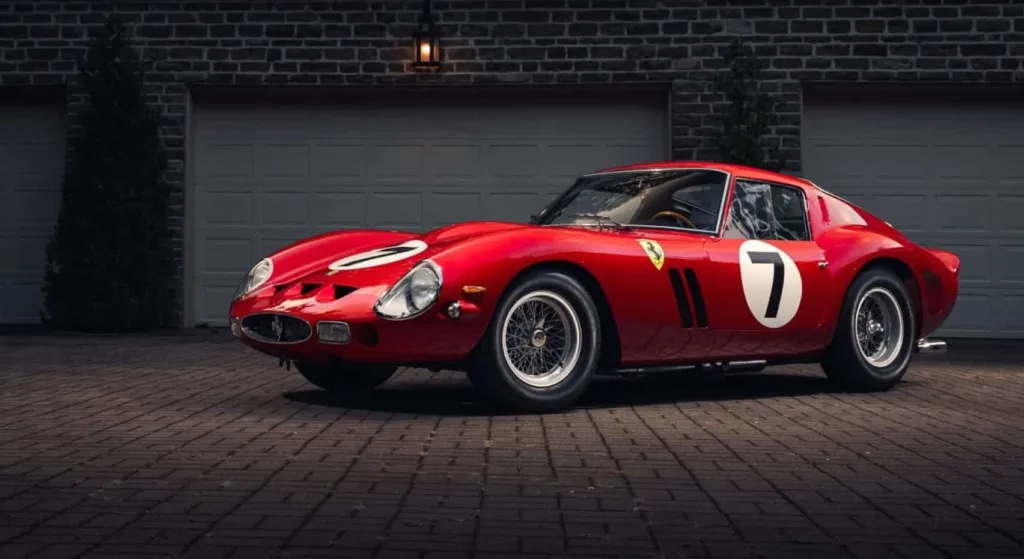 Πόσο πουλήθηκε αυτή η υπερσπάνια Ferrari 250 GTO;