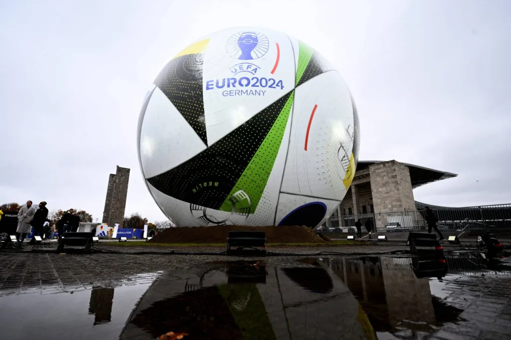 Οι διαιτητές του EURO 2024 – Δώδεκα στους 18 έχουν «σφυρίξει» Ελλάδα