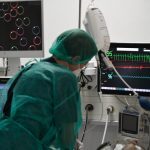 Ερρίκος Ντυνάν: Γυναίκα 100 ετών υποβλήθηκε σε καρδιολογική επέμβαση – «Αποτελεί πηγή έμπνευσης για εμάς»